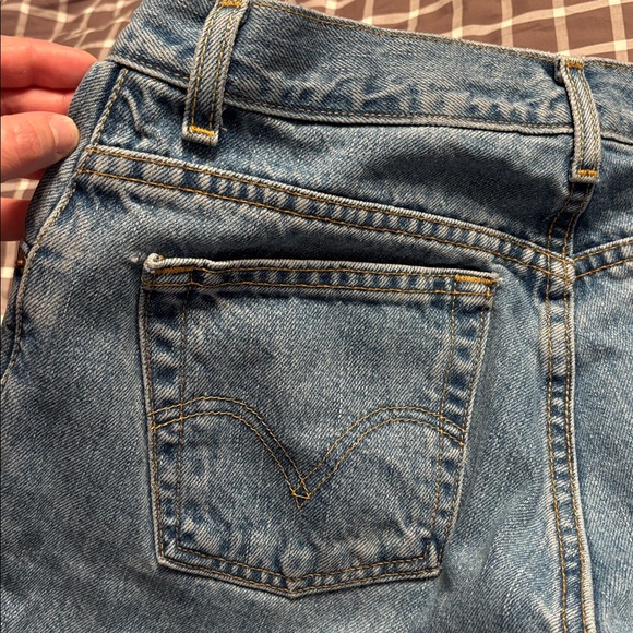 Vintage Levi 550 relaxed fit, tapered leg - Picture 4 of 8